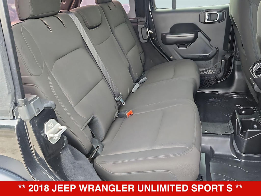 Thumbnail: 2018 Jeep Wrangler - 27