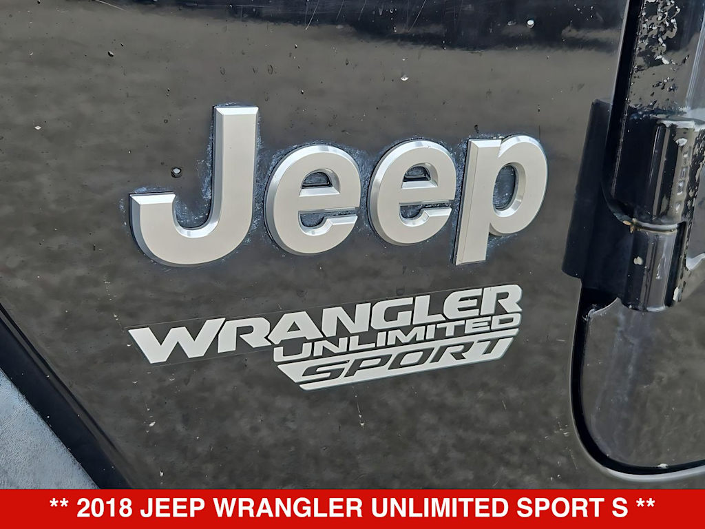 Thumbnail: 2018 Jeep Wrangler - 24