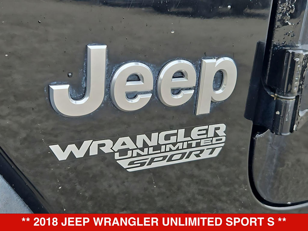Thumbnail: 2018 Jeep Wrangler - 6