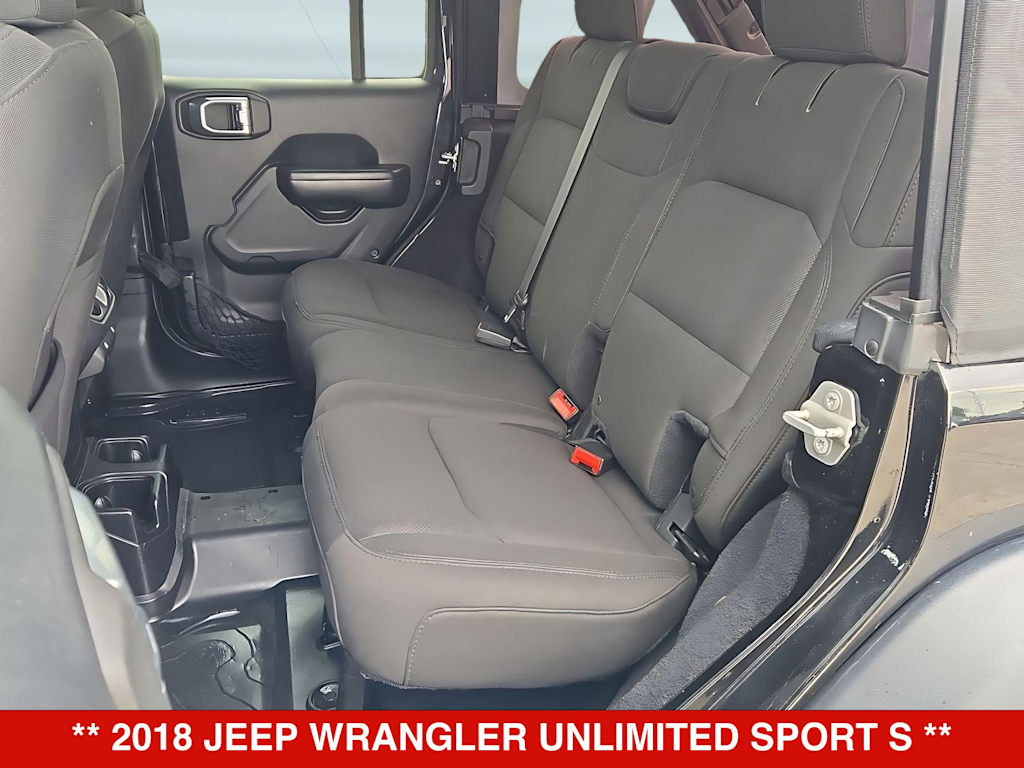 Thumbnail: 2018 Jeep Wrangler - 26