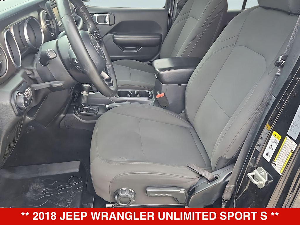 Thumbnail: 2018 Jeep Wrangler - 10