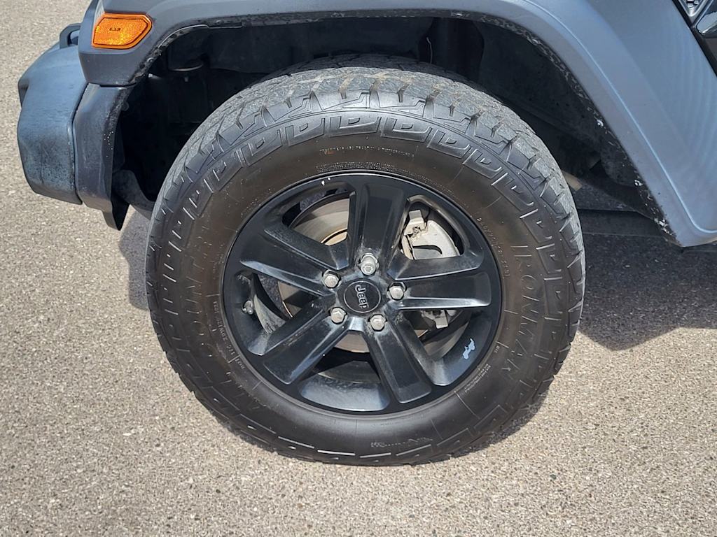 Thumbnail: 2020 Jeep Wrangler - 20