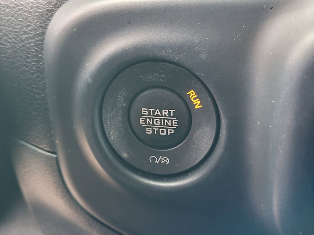 Thumbnail: 2020 Jeep Wrangler - 29