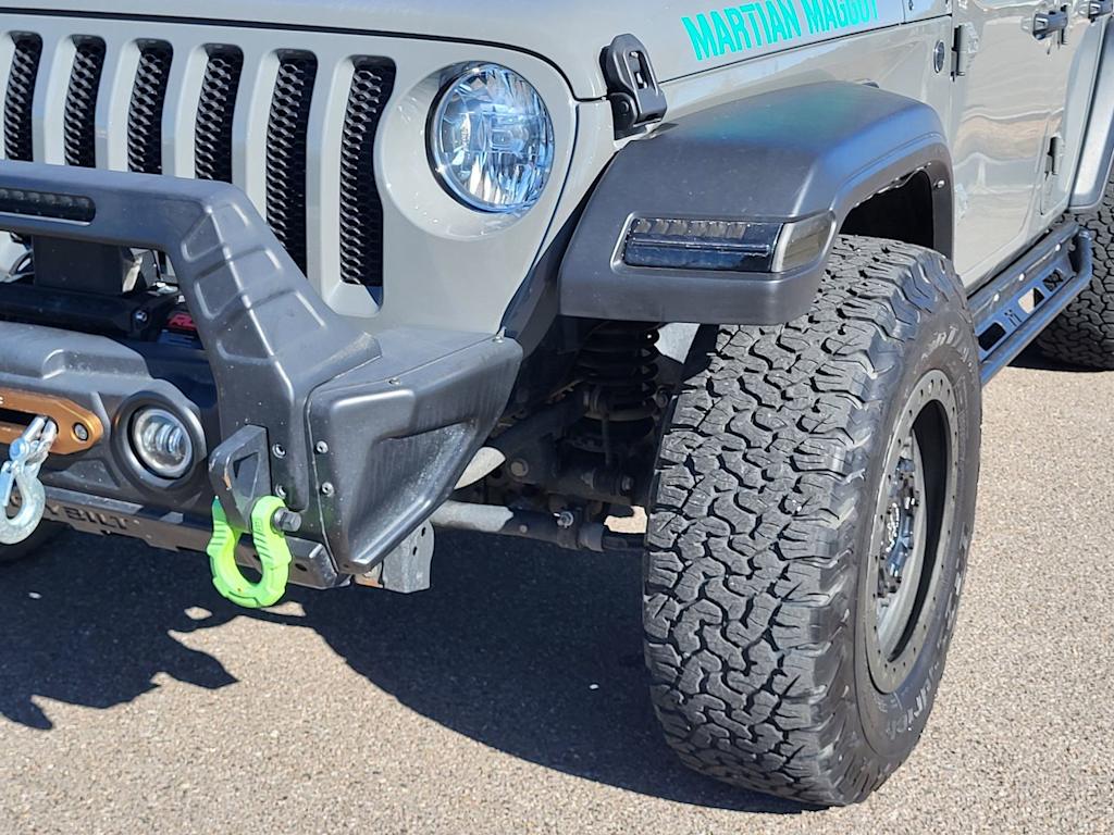 Thumbnail: 2022 Jeep Wrangler - 9