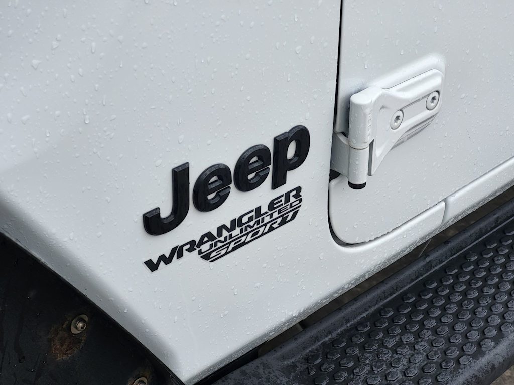 Thumbnail: 2021 Jeep Wrangler - 4