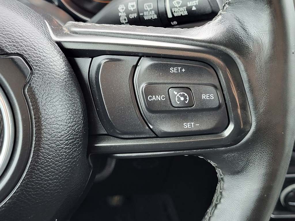 Thumbnail: 2021 Jeep Wrangler - 23