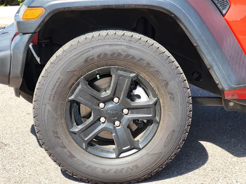 Thumbnail: 2021 Jeep Wrangler - 19