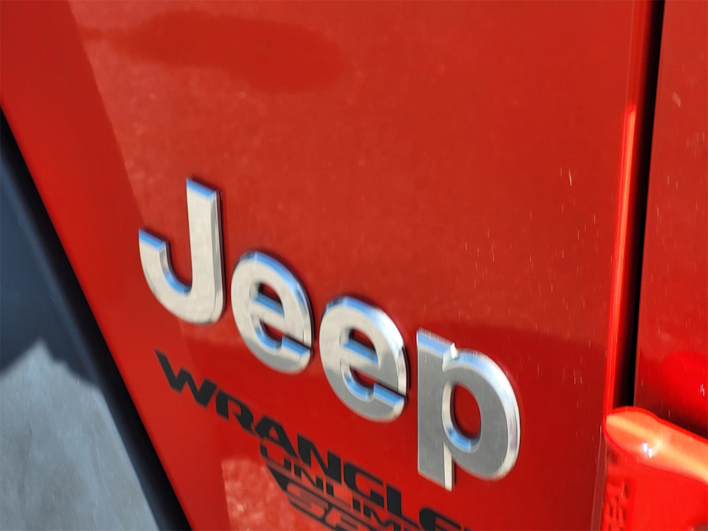 Thumbnail: 2021 Jeep Wrangler - 6