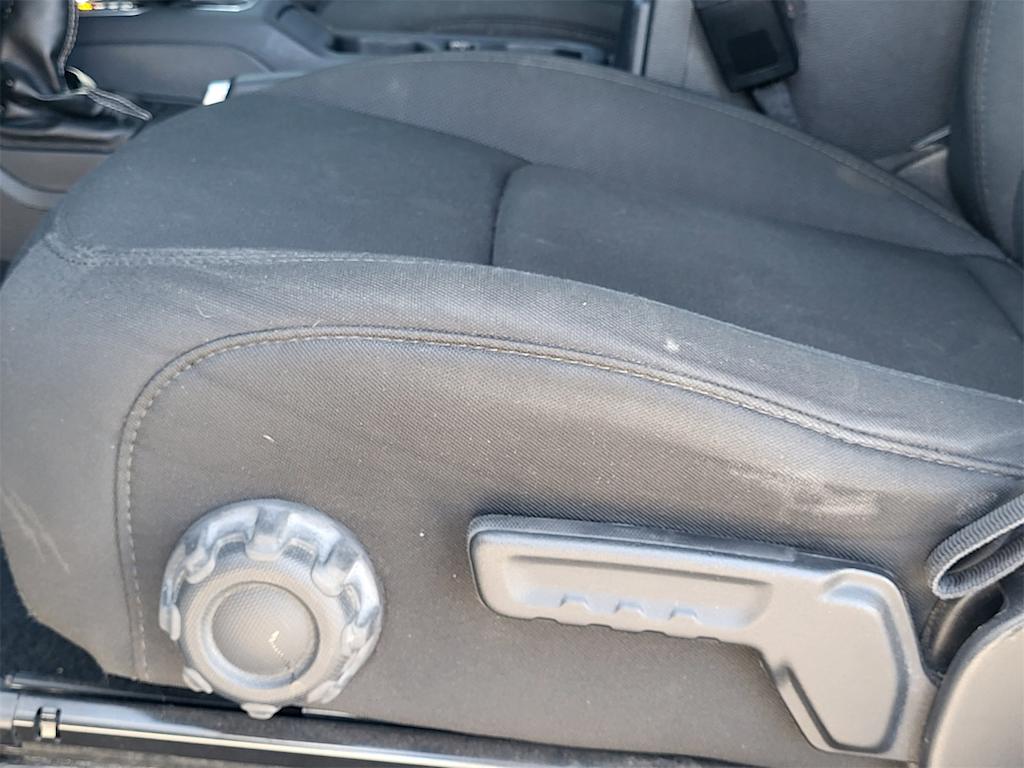 Thumbnail: 2021 Jeep Wrangler - 21