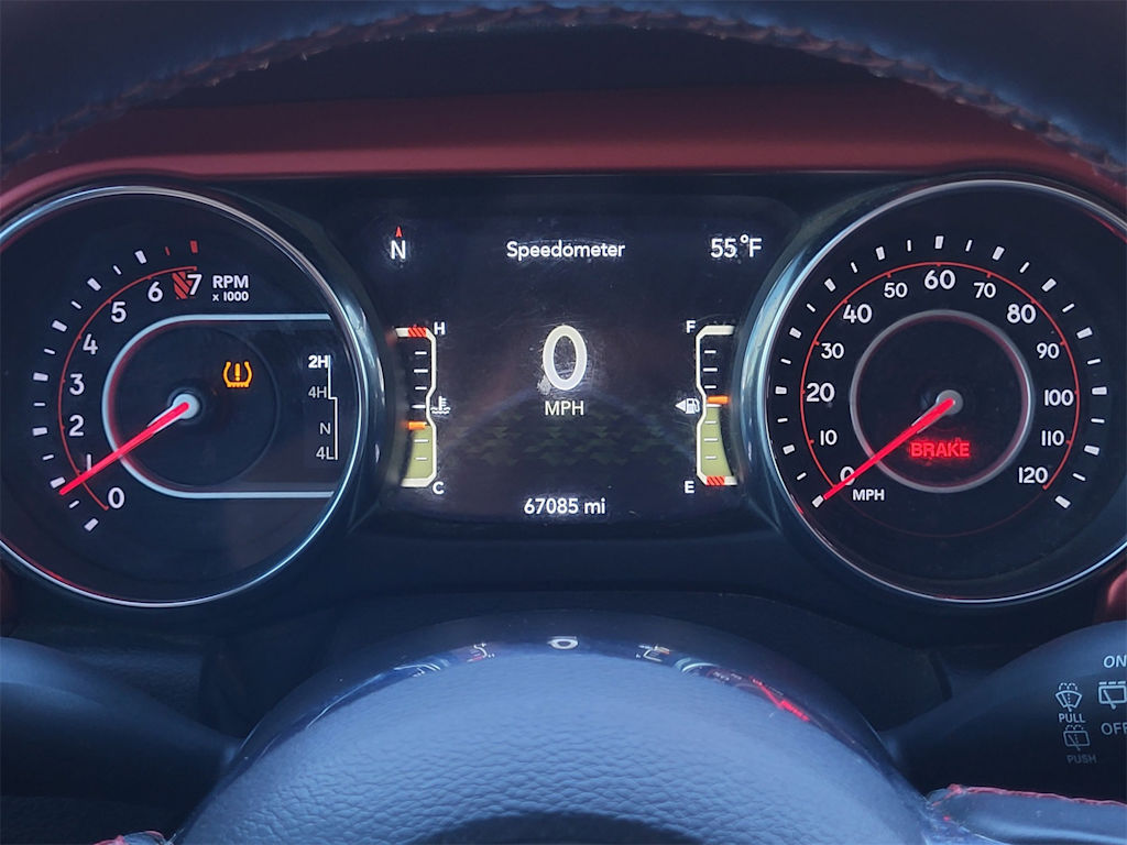 Thumbnail: 2021 Jeep Wrangler - 15