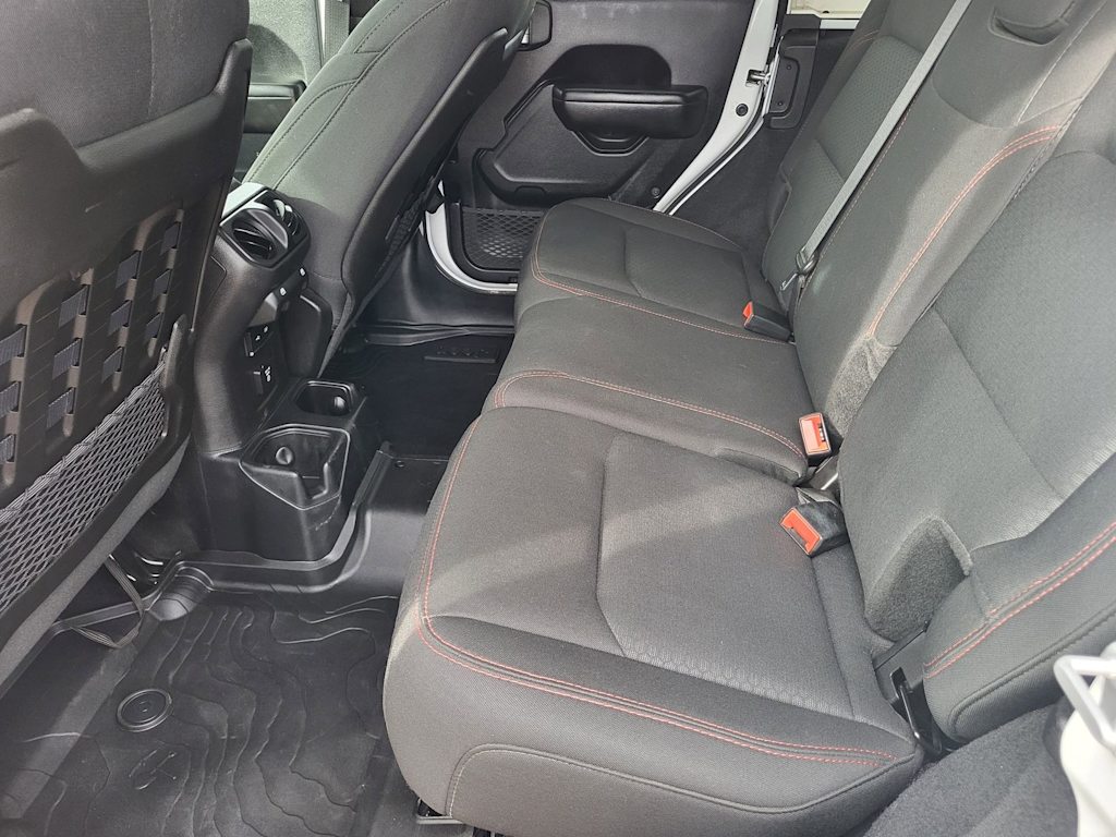 Thumbnail: 2019 Jeep Wrangler - 11