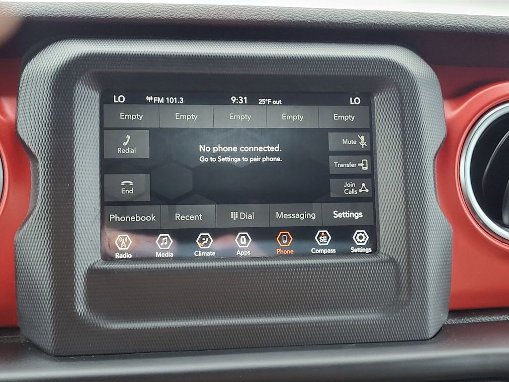 Thumbnail: 2019 Jeep Wrangler - 12