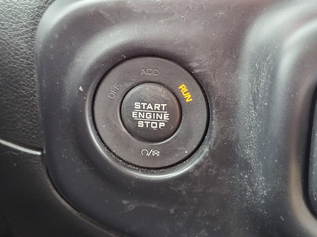 Thumbnail: 2019 Jeep Wrangler - 27