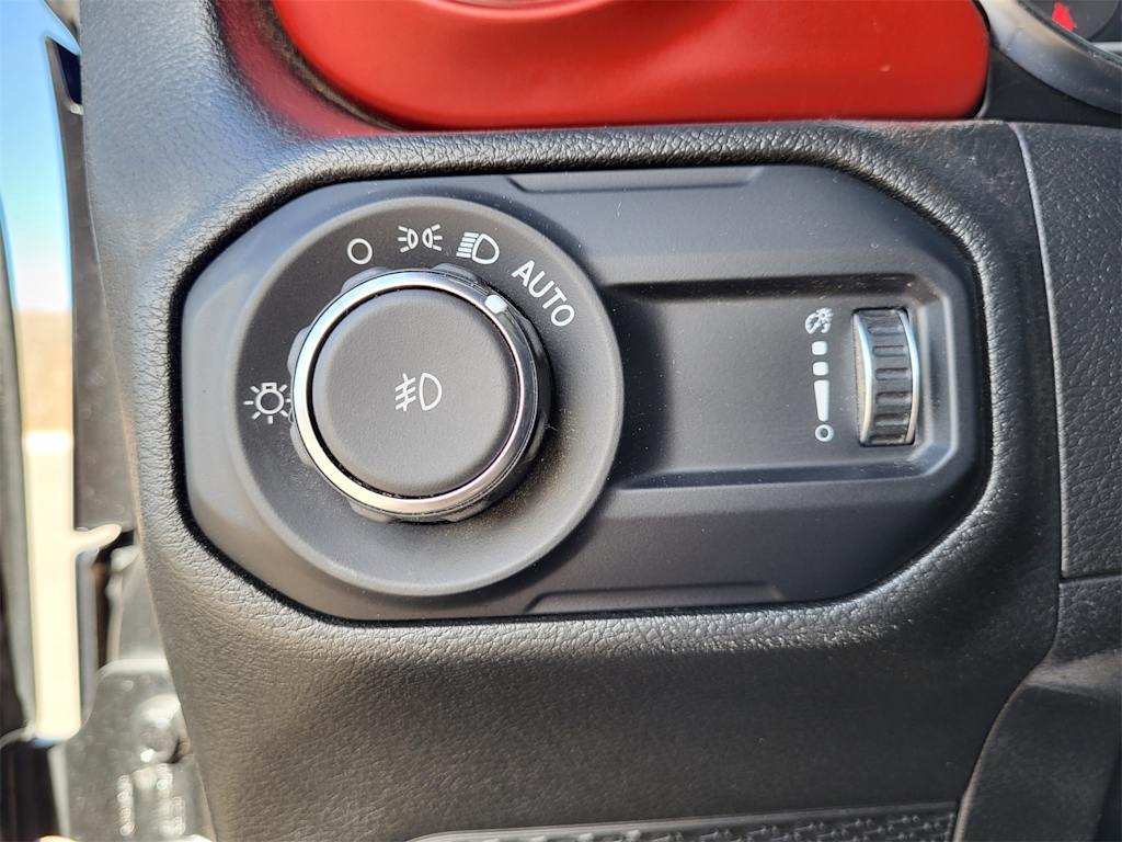 Thumbnail: 2023 Jeep Wrangler - 27