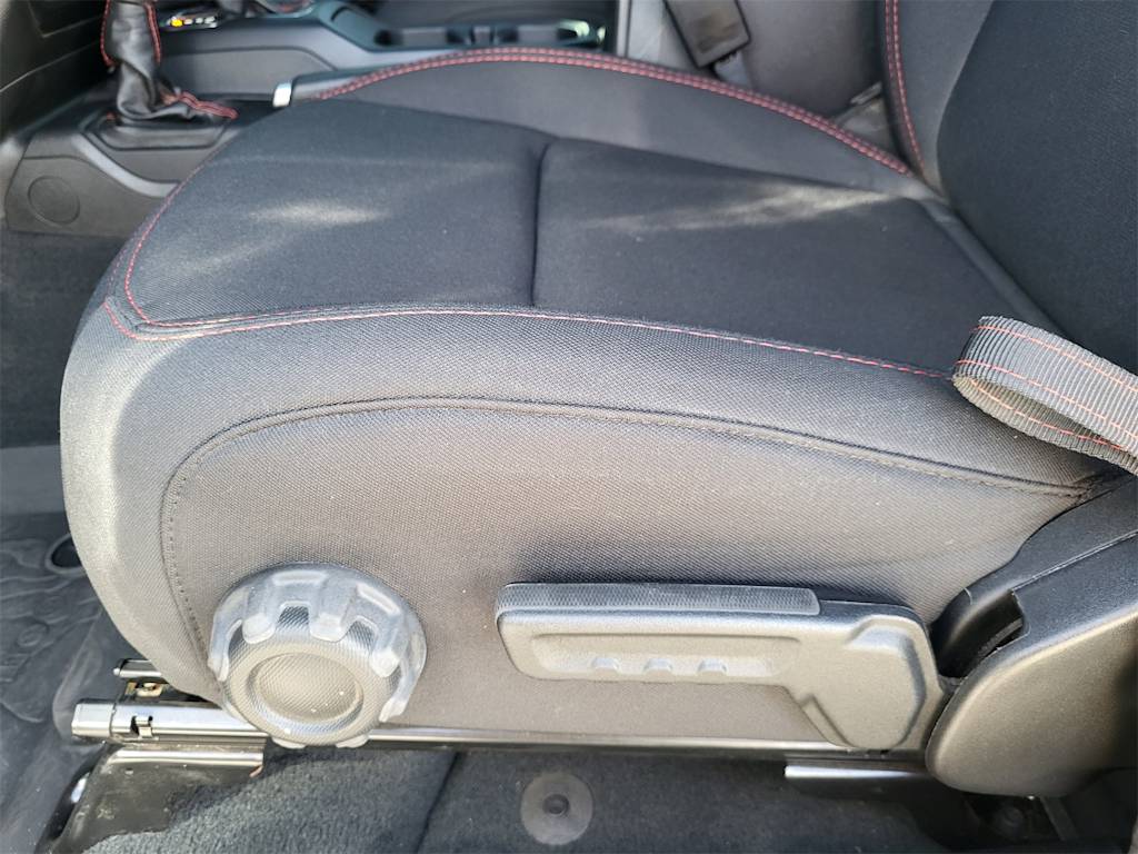 Thumbnail: 2023 Jeep Wrangler - 29