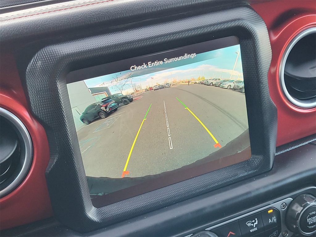 Thumbnail: 2022 Jeep Wrangler - 20