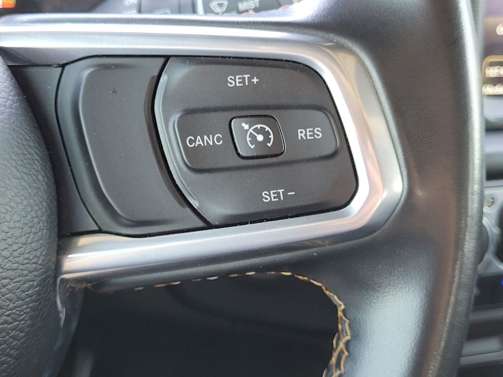 Thumbnail: 2021 Jeep Wrangler - 25