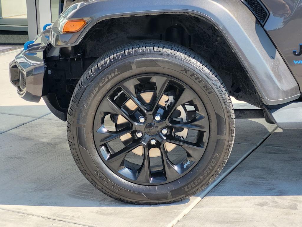 Thumbnail: 2021 Jeep Wrangler - 6