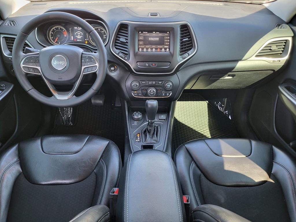 Thumbnail: 2019 Jeep Cherokee - 8