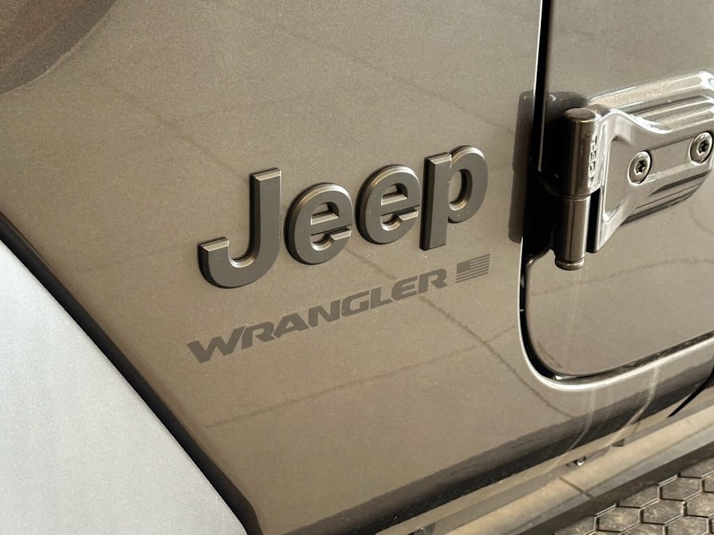 Thumbnail: 2024 Jeep Wrangler - 56