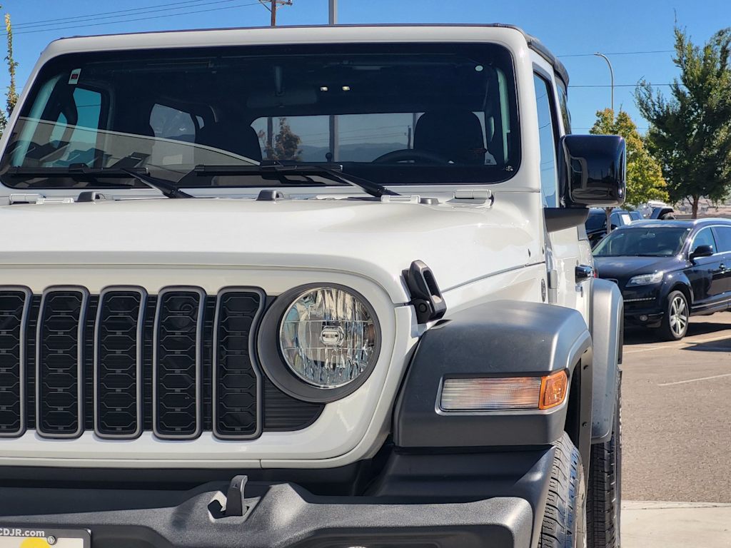 Thumbnail: 2026 Jeep Wrangler - 19