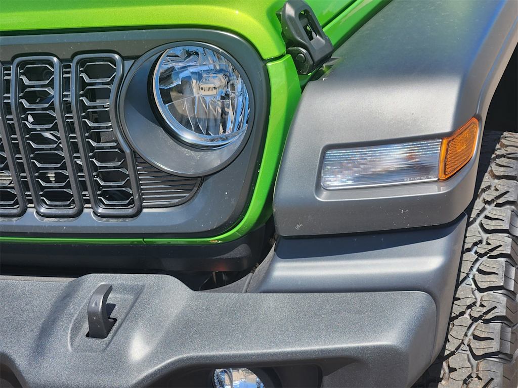 Thumbnail: 2025 Jeep Wrangler - 9