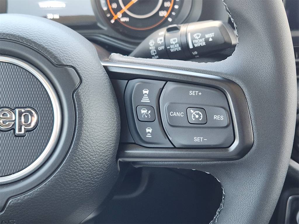 Thumbnail: 2025 Jeep Wrangler - 25