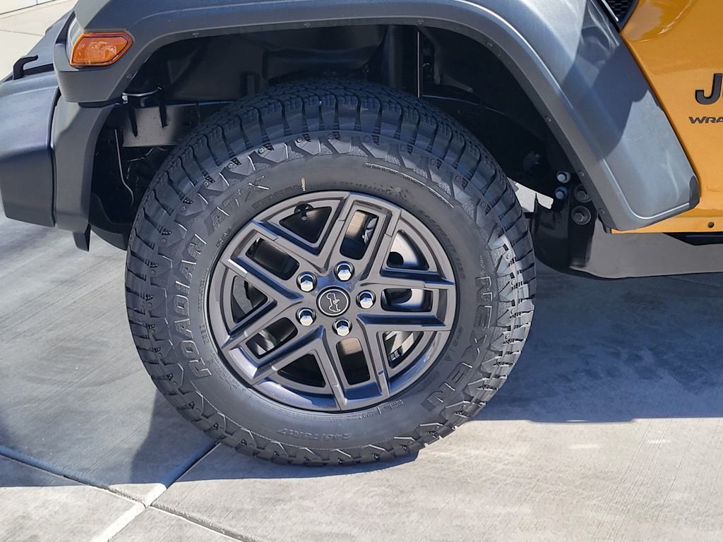 Thumbnail: 2026 Jeep Wrangler - 6