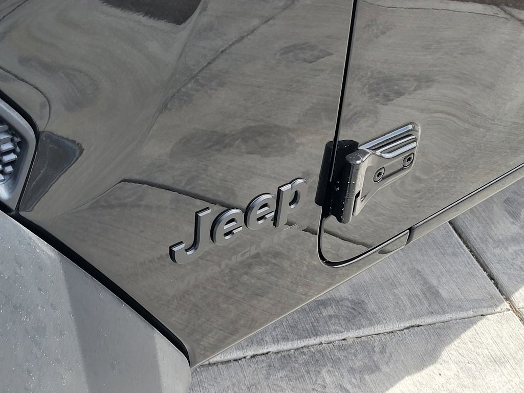 Thumbnail: 2026 Jeep Wrangler - 15