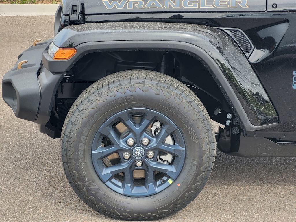 Thumbnail: 2026 Jeep Wrangler - 5