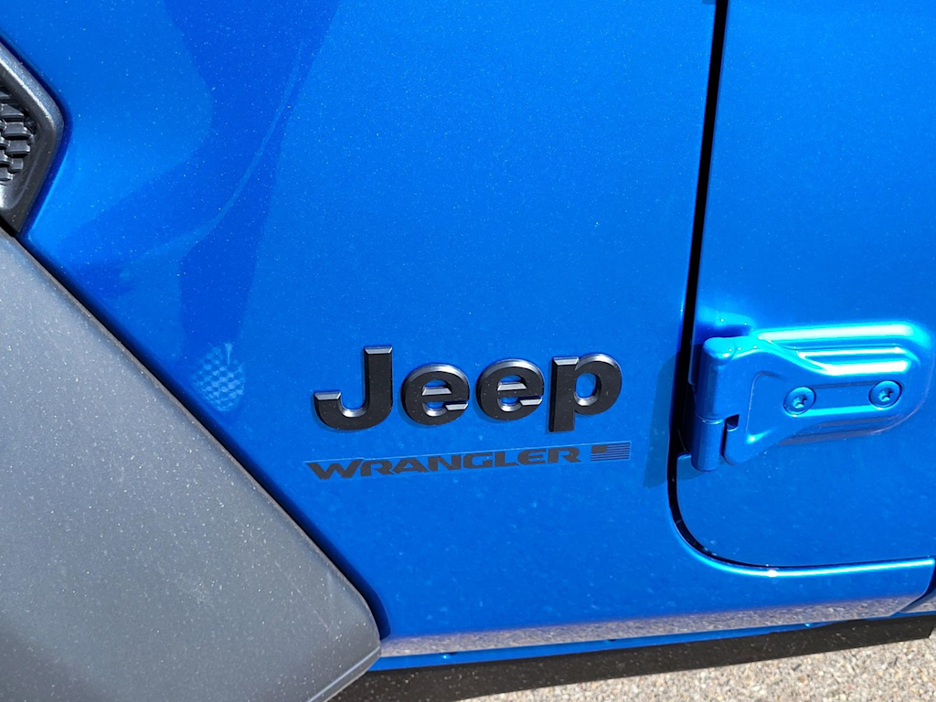 Thumbnail: 2026 Jeep Wrangler - 5