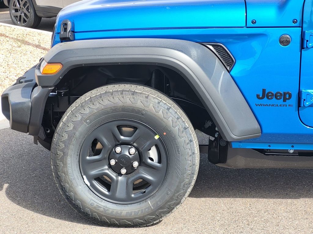 Thumbnail: 2026 Jeep Wrangler - 6