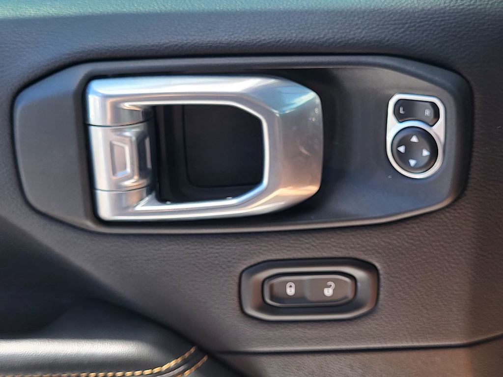 Thumbnail: 2024 Jeep Wrangler - 23