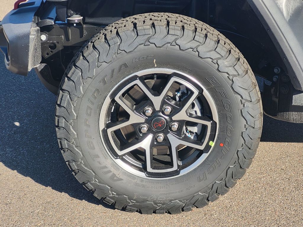 Thumbnail: 2026 Jeep Wrangler - 15