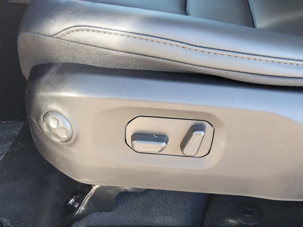 Thumbnail: 2026 Jeep Wrangler - 17