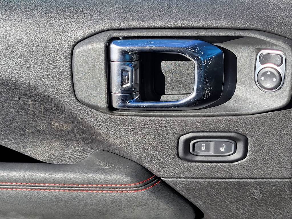 Thumbnail: 2026 Jeep Wrangler - 18