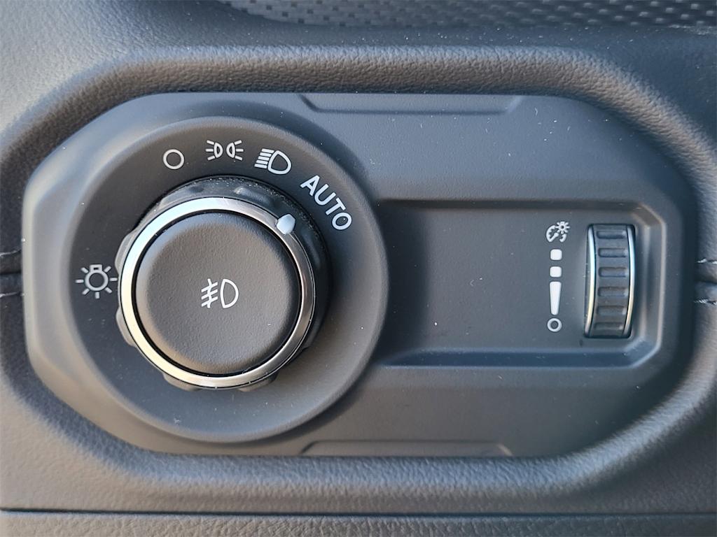 Thumbnail: 2024 Jeep Wrangler - 23