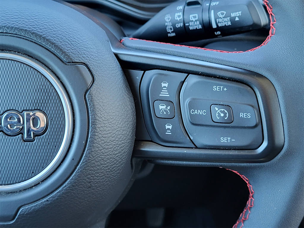 Thumbnail: 2024 Jeep Wrangler - 28