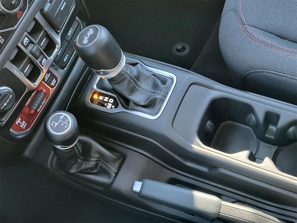 Thumbnail: 2024 Jeep Wrangler - 15