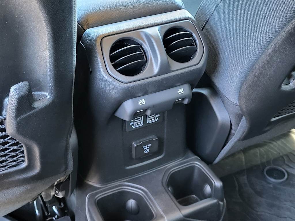 Thumbnail: 2024 Jeep Wrangler - 29