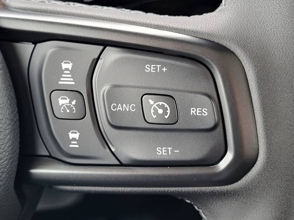 Thumbnail: 2026 Jeep Wrangler - 20