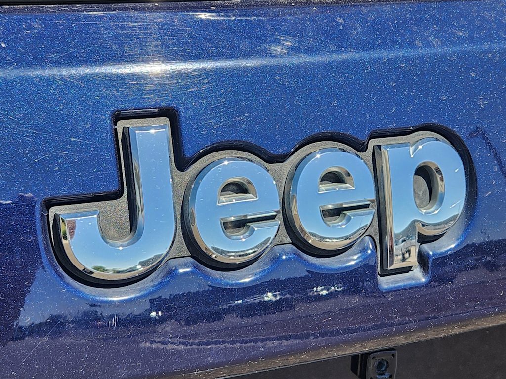 Thumbnail: 2014 Jeep Grand Cherokee - 20