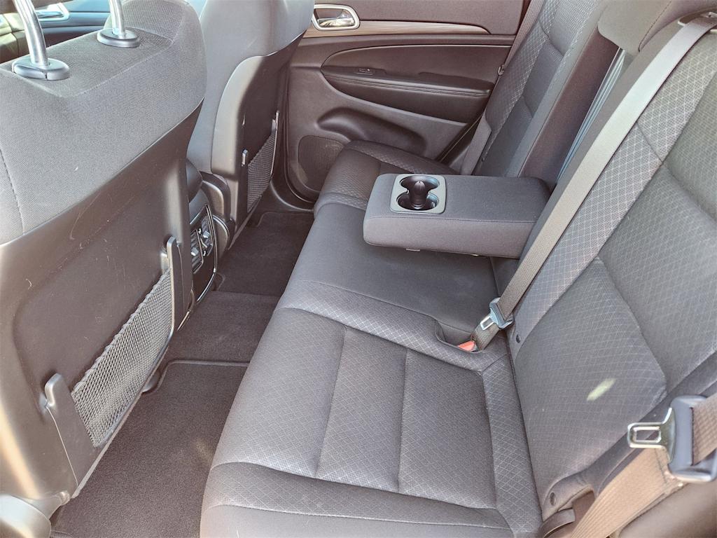 Thumbnail: 2020 Jeep Grand Cherokee - 12