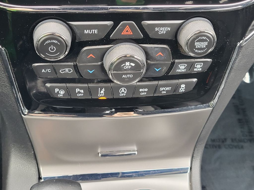 Thumbnail: 2020 Jeep Grand Cherokee - 31