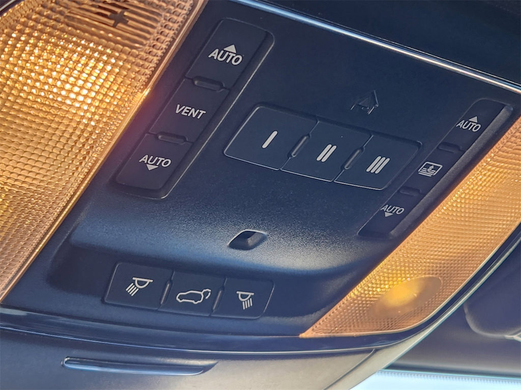 Thumbnail: 2021 Jeep Grand Cherokee - 30