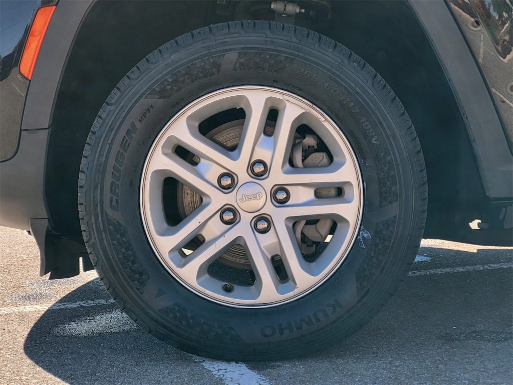 Thumbnail: 2023 Jeep Grand Cherokee - 19