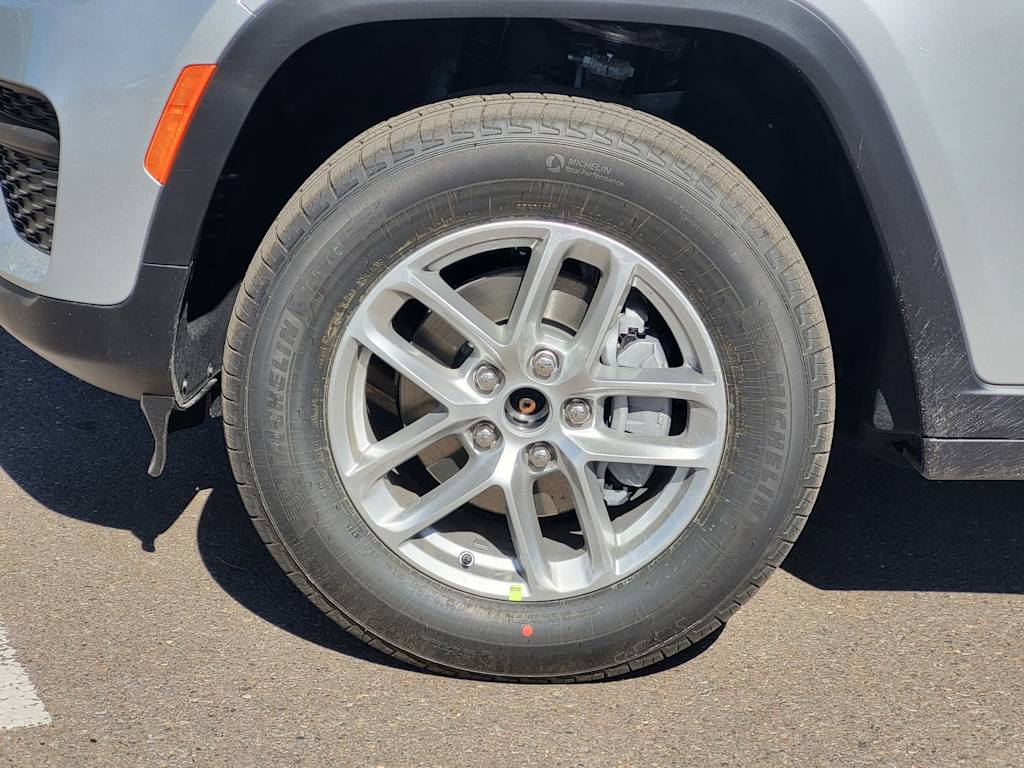 Thumbnail: 2026 Jeep Grand Cherokee - 14
