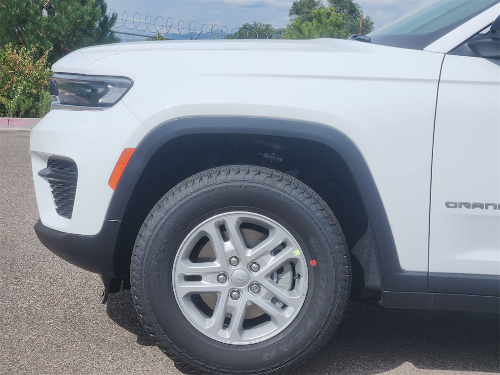 Thumbnail: 2025 Jeep Grand Cherokee - 8