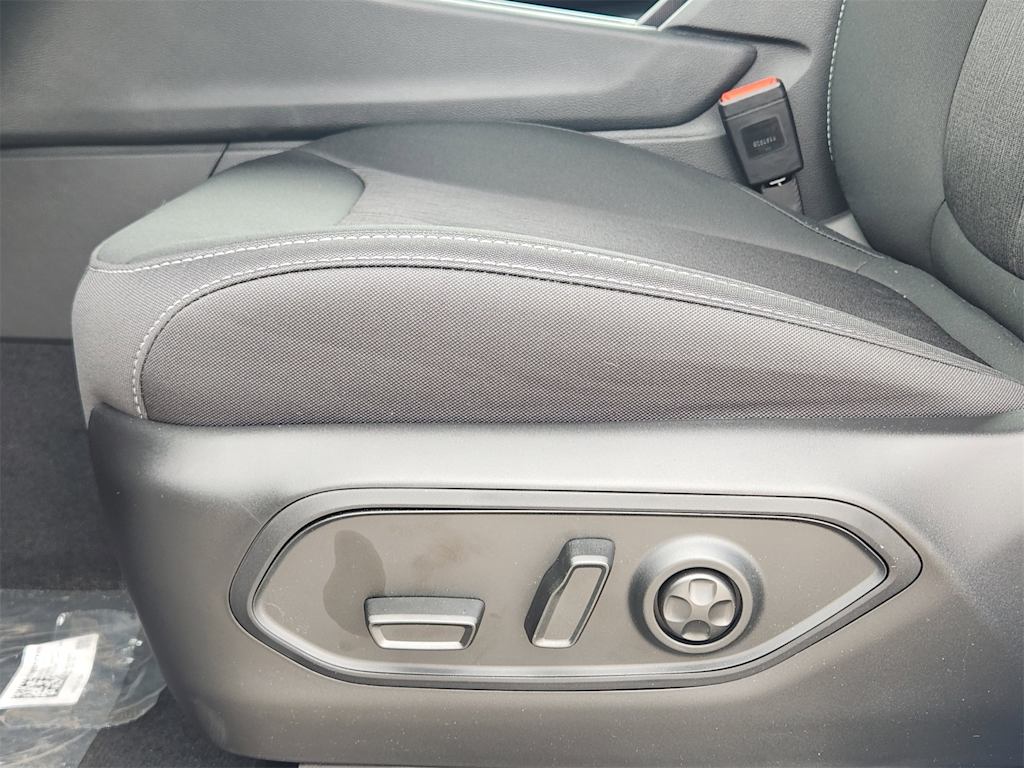 Thumbnail: 2025 Jeep Grand Cherokee - 23