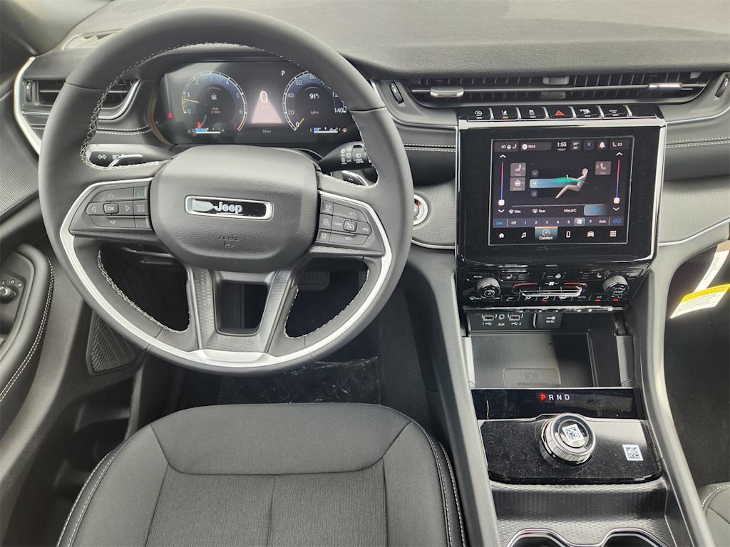 Thumbnail: 2025 Jeep Grand Cherokee - 10